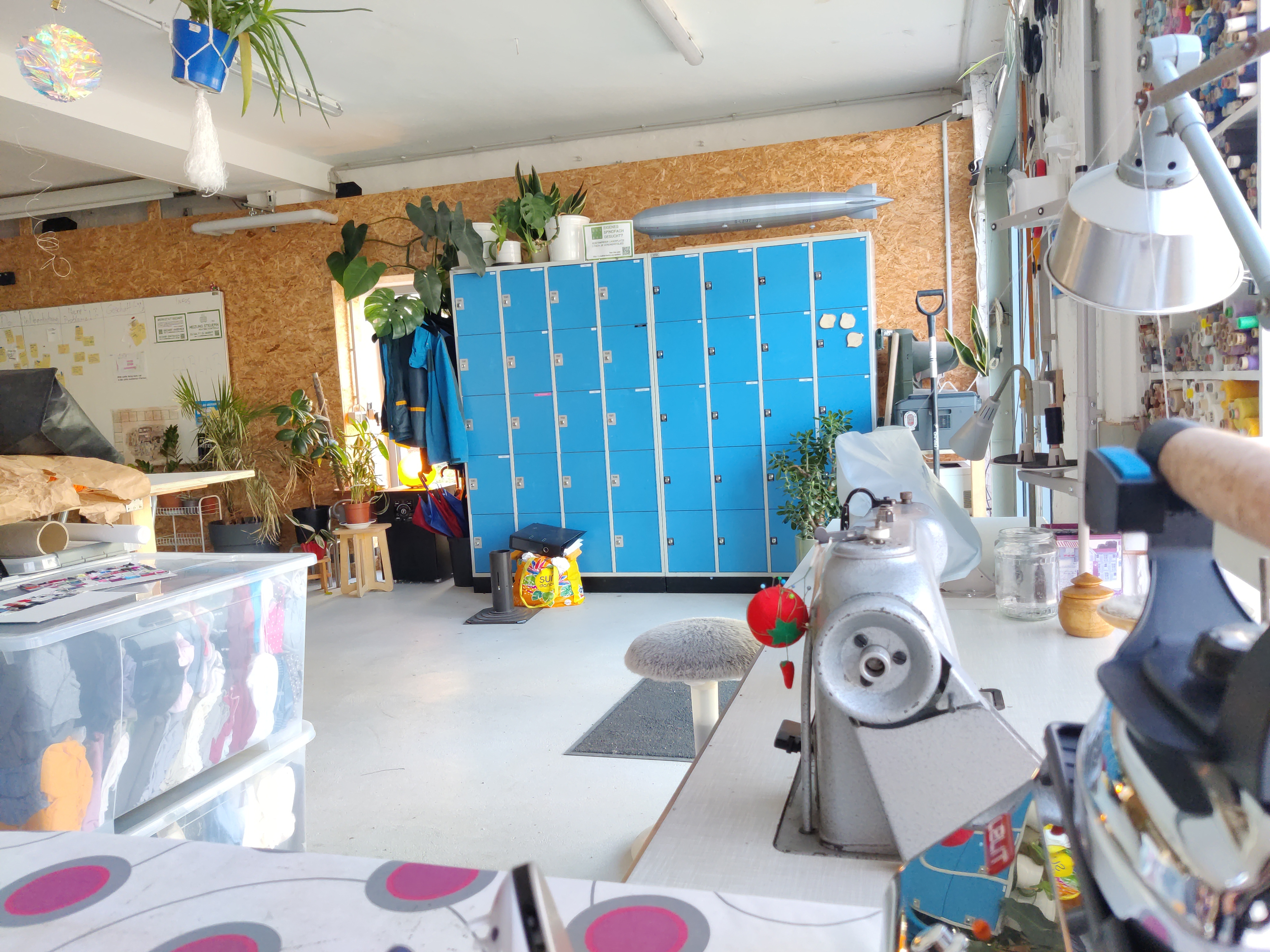 Ausblick zu den Spindfächern: Hier können Mitglieder ihre Sachen lagern